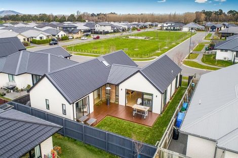 Photo of property in 6 David Buist Crescent, Halswell, Christchurch, 8025