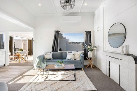 Photo of property in 93 Moana Crescent, Musselburgh, Dunedin, 9013