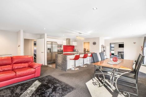 Photo of property in 10 Te Whariki Street, Marshland, Christchurch, 8083