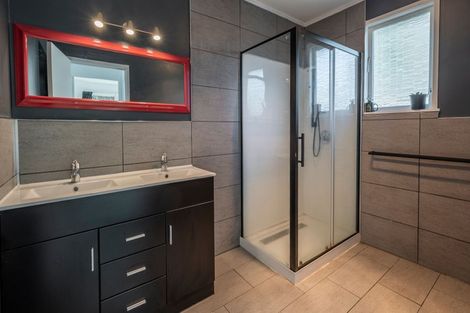 Photo of property in 387 Malfroy Road, Pomare, Rotorua, 3015