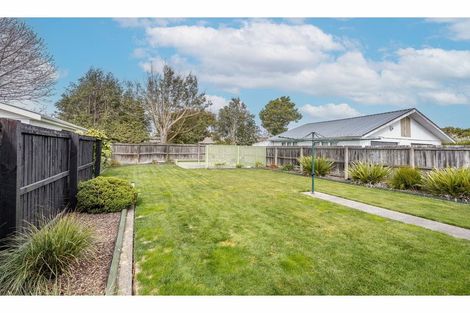 Photo of property in 170 Grahams Road, Burnside, Christchurch, 8053
