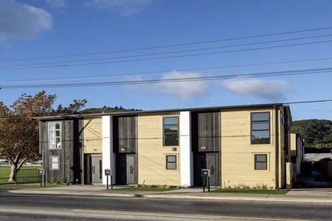 Photo of property in 1/28 Fitzherbert Road, Wainuiomata, Lower Hutt, 5014