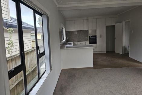 Photo of property in 4 Plunket Avenue, Papatoetoe, Auckland, 2104