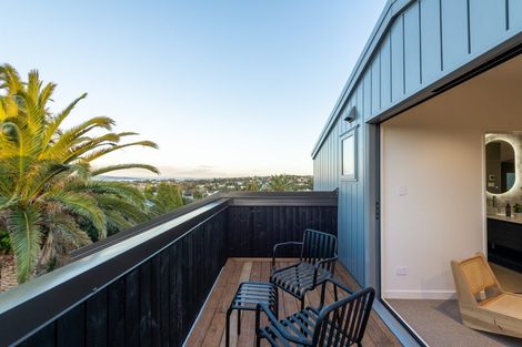 Photo of property in 12a Kowhai Road, Campbells Bay, Auckland, 0630