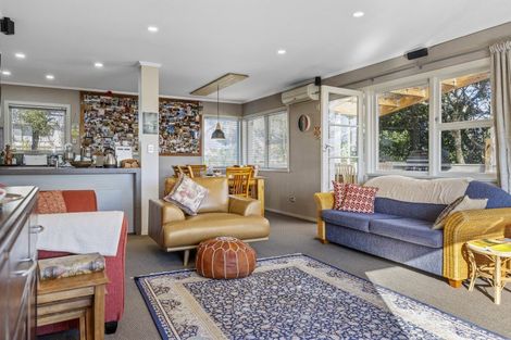 Photo of property in 15 Charles Crescent, Rainbow Point, Taupo, 3330