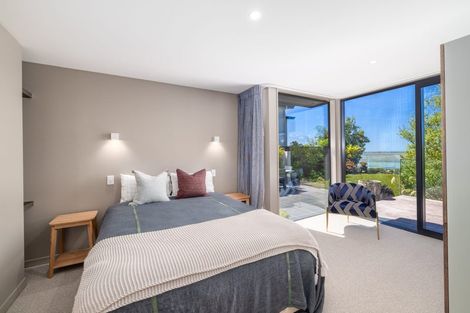 Photo of property in 37 Mount Pleasant Road, Mount Pleasant, Christchurch, 8081