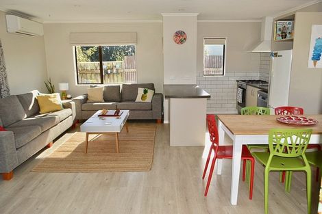 Photo of property in 40 Scott Avenue, Otaki Beach, Otaki, 5512