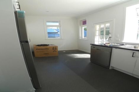 Photo of property in 7 Mckenzie Terrace, Te Aro, Wellington, 6011