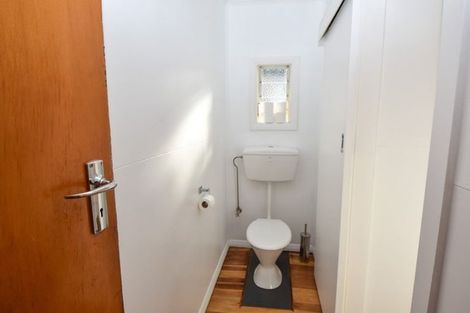 Photo of property in 132 Pembroke Street, Carterton, 5713