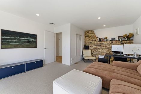 Photo of property in 2/11 Seaview Road, Castor Bay, Auckland, 0620