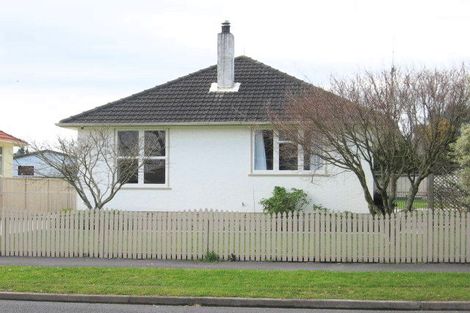 Photo of property in 38 Douglas Crescent, Fairfield, Hamilton, 3214