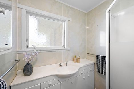 Photo of property in 19 Tudor Crescent, Chedworth, Hamilton, 3210