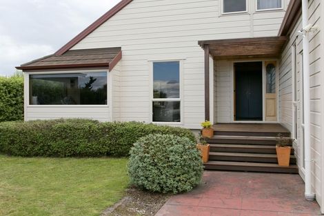 Photo of property in 2 Acacia Bay Road, Nukuhau, Taupo, 3330