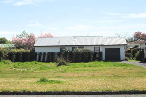 Photo of property in 9 Holland Street, Glenholme, Rotorua, 3010