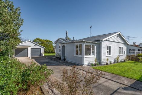 Photo of property in 2 Wakelin Street, Carterton, 5713