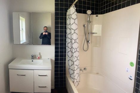 Photo of property in 59 Hutchinson Avenue, New Lynn, Auckland, 0600