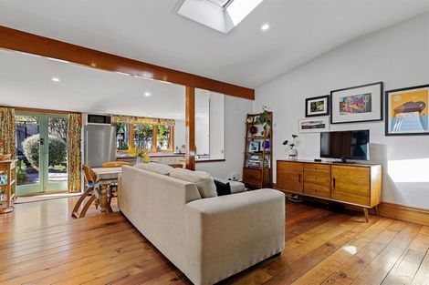 Photo of property in 8 Vienna Street, Waltham, Christchurch, 8023