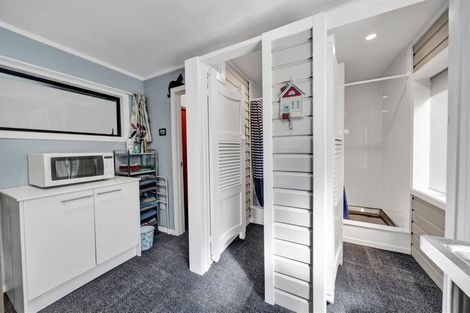 Photo of property in 33 Whakapaki Street, Urenui, 4375