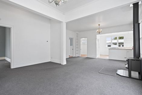 Photo of property in 81 Williams Street, Cambridge, 3434