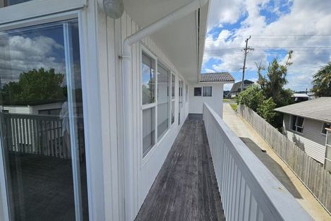 Photo of property in 38 Arran Road, Browns Bay, Auckland, 0630