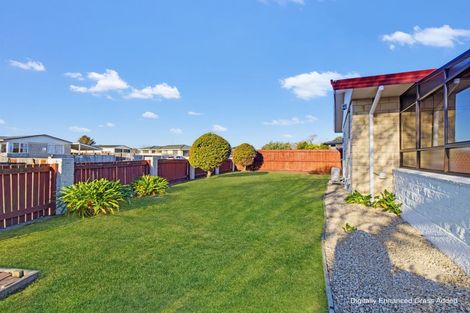 Photo of property in 30 Saint Heliers Crescent, Aranui, Christchurch, 8061