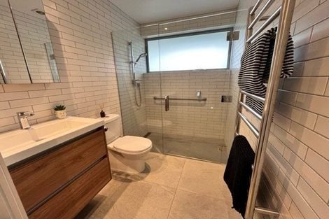 Photo of property in 23 Rangitoto View Road, Cockle Bay, Auckland, 2014