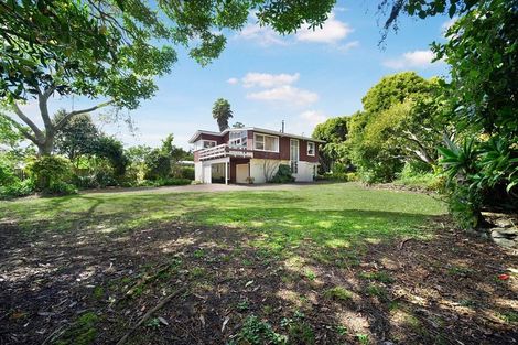 Photo of property in 1 Alwyn Avenue, Te Atatu South, Auckland, 0610