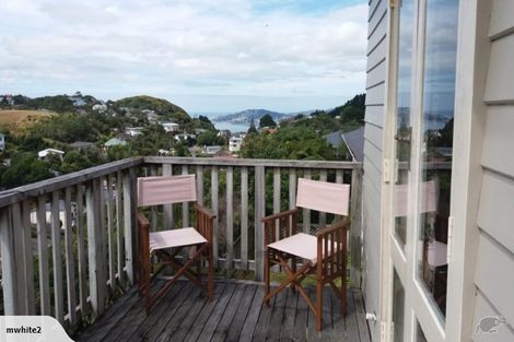 Photo of property in 137 Ruskin Road, Newlands, Wellington, 6037