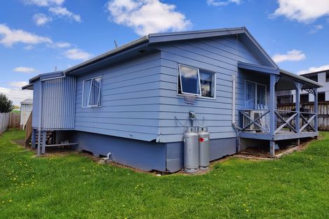 Photo of property in 2/23 Porchester Road, Papakura, 2110
