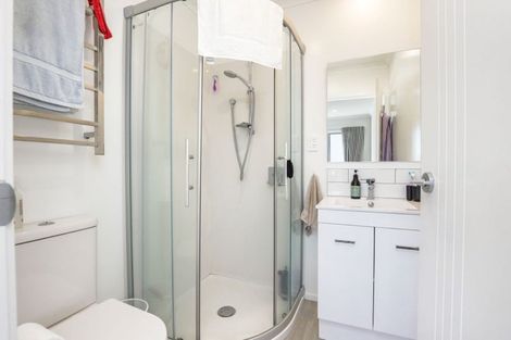Photo of property in 15/19 Ruakiwi Road, Hamilton Lake, Hamilton, 3204