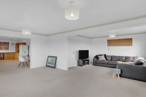 Photo of property in 10 The Mainsail, Whitby, Porirua, 5024