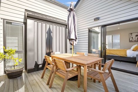 Photo of property in 7 Parachute Crescent, Papakura, 2110