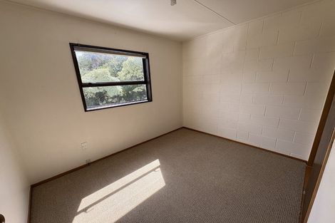 Photo of property in 1/54 Muritai Crescent, Havelock North, 4130