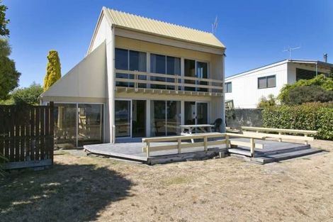 Photo of property in 30 Mahuta Road, Waitahanui, Taupo, 3378