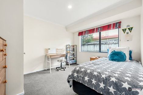 Photo of property in 5 Sapphire Grove, Birchville, Upper Hutt, 5018