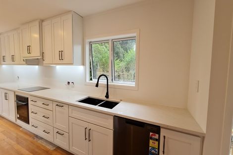 Photo of property in 31 Lanigan Street, Birkdale, Auckland, 0626