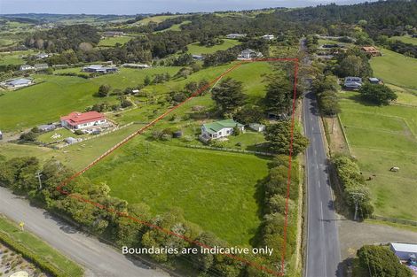 Photo of property in 11 Pinchgut Road, Kaukapakapa, 0873