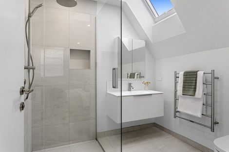 Photo of property in 40a Clare Road, St Albans, Christchurch, 8014