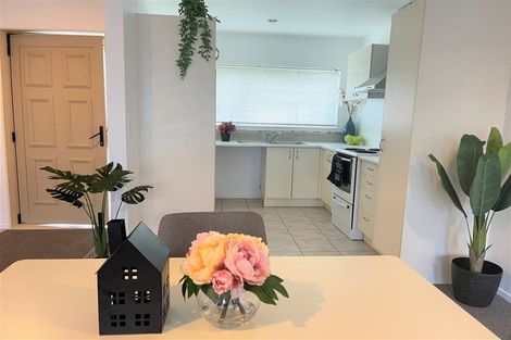 Photo of property in 11 Carlas Way, Ranui, Auckland, 0612