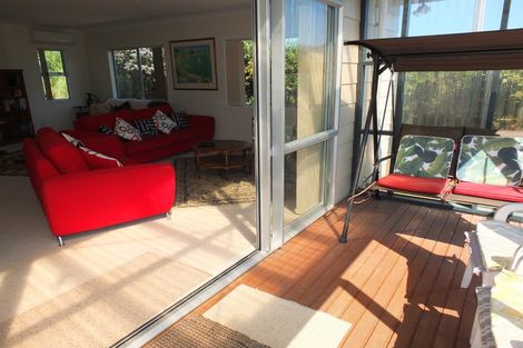 Photo of property in 9 Andrews Street, Foxton Beach, Foxton, 4815