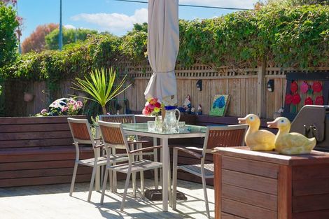 Photo of property in 132b Raumati Road, Raumati Beach, Paraparaumu, 5032