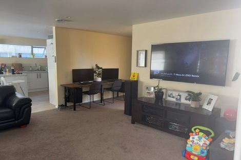 Photo of property in 37b Parkvale Road, Karori, Wellington, 6012