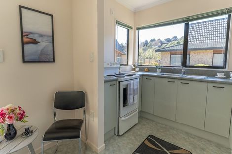 Photo of property in Redwood Village, 36/42 Main Road, Tawa, Wellington, 5028