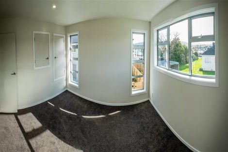 Photo of property in 8 Rose Way, Hutt Central, Lower Hutt, 5011