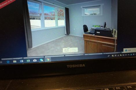 Photo of property in 3 Glen Marine Parade, Glendene, Auckland, 0602