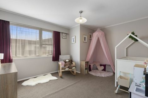 Photo of property in 12 Islington Street, Trentham, Upper Hutt, 5018