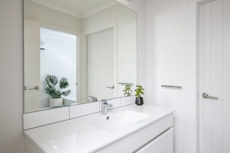 Photo of property in 17 Stoneleigh Drive, Solway, Masterton, 5810