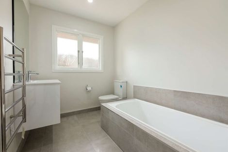 Photo of property in 117 Blighs Road, Strowan, Christchurch, 8052