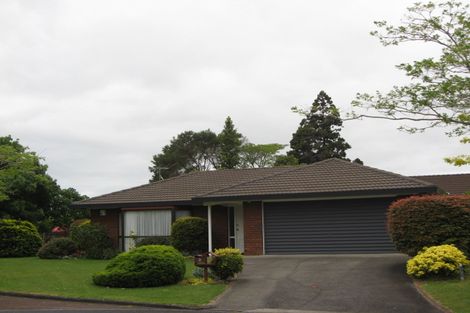 Photo of property in 9 Cadenza Place, Conifer Grove, Takanini, 2112