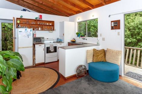 Photo of property in 30 Ngahere Terrace, Opoutere, Whangamata, 3691